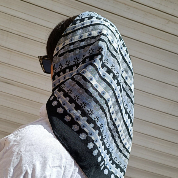 مینی اسکارف مدل گلدار