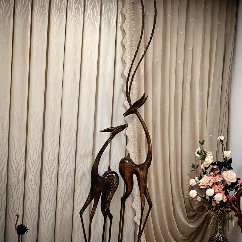 مجسمه چوبی غزال مدل A9 ارتفاع 270 سانتی متر