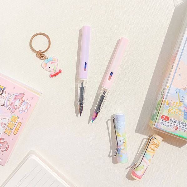 پک خودنویس و سرکلیدی طرح هلوکیتی کد 401