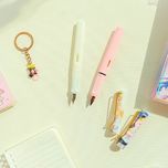 پک خودنویس و دسته کلید طرح دختر انیمه ای کد 301