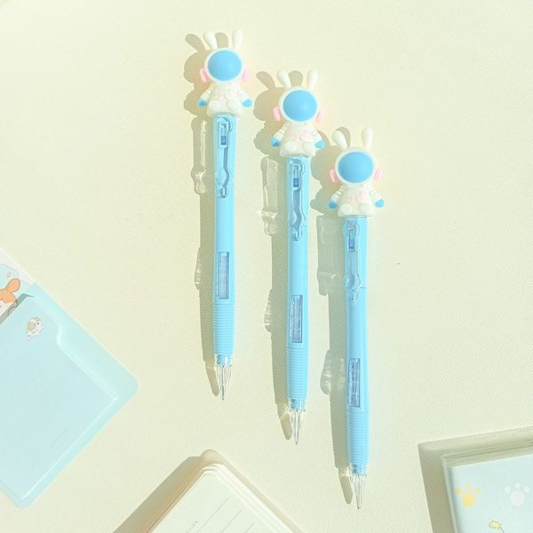 اتود فانتزی طرح خرگوش فضانورد