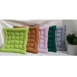 تشک و بالشت زیر نشیمنگاه