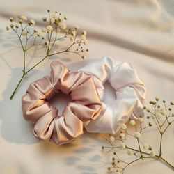 کش مو زنانه مدل اسکرانچی ساتن ابریشم