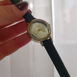 ساعت بند چرمی مشکی صفحه گرد