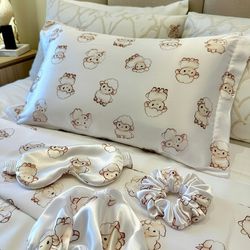 پک ساتن روبالشی کلاه خواب چشمبند اسکرانچی جنس ال ایکس وارداتی طرح ببعی