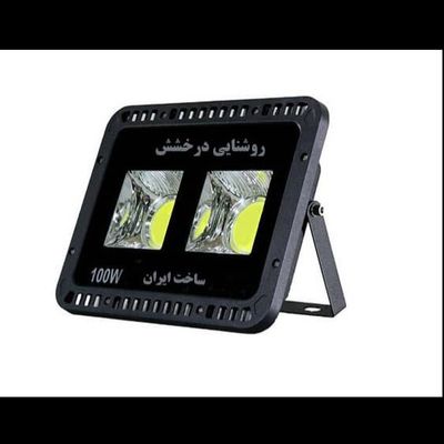 پروژکتور LED پنجره‌ای گرد 100 وات درخشش