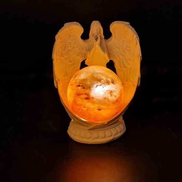 آباژور سنگ نمک گوی مدل مجسمه فرشته