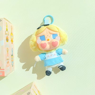 عروسک شانسی cry baby