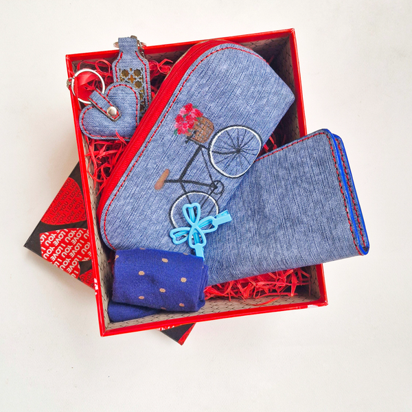 باکس هدیه تم آبی💙