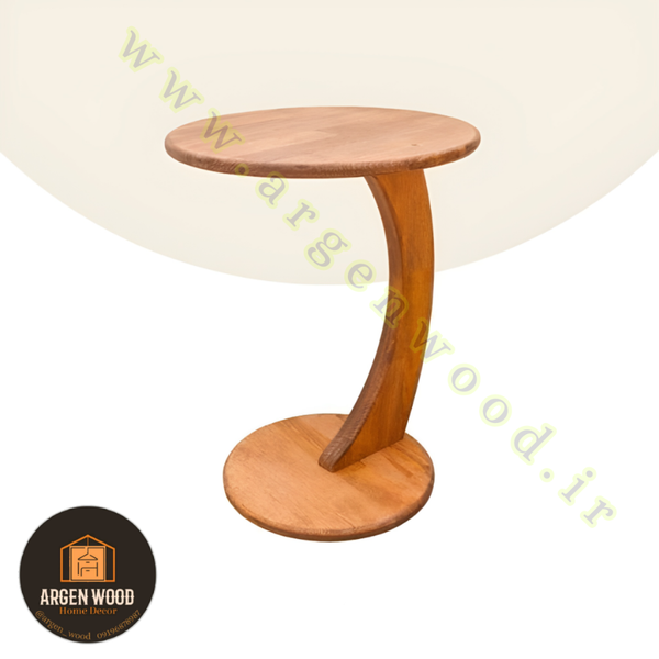 عسلی جلو مبلی ایستاده و میز لپ تاپ (کافی بار ایستاده)