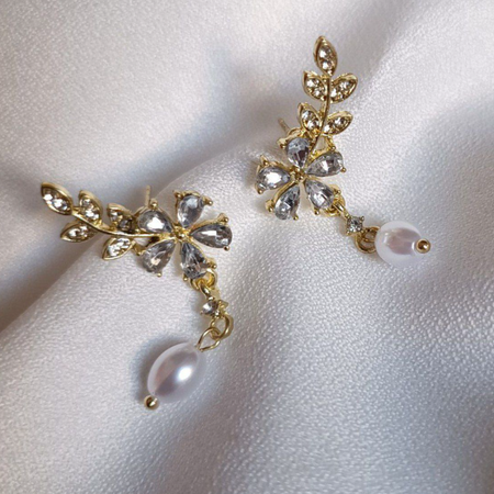 گوشواره جواهری گل پنج پر