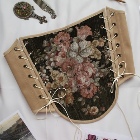 کرست گل دار کوبلن