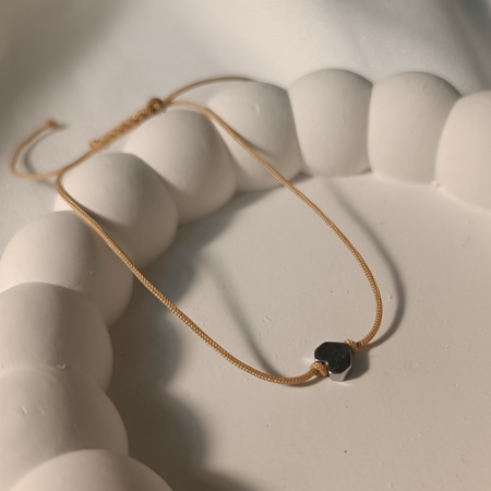 دستبند مینیمال قلب حدید