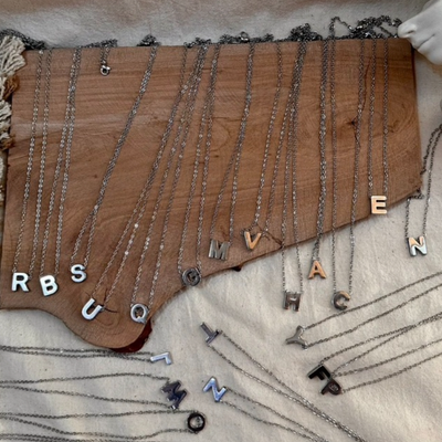 گردنبند استیل حروف انگلیسی