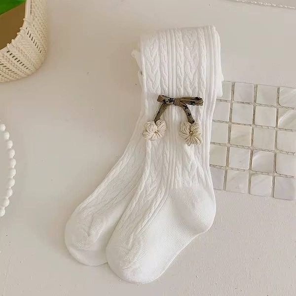 جورابشلواری بچگانه عروسکی گل دار