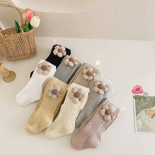 جورابشلواری بچگانه عروسکی گل دار وارداتی