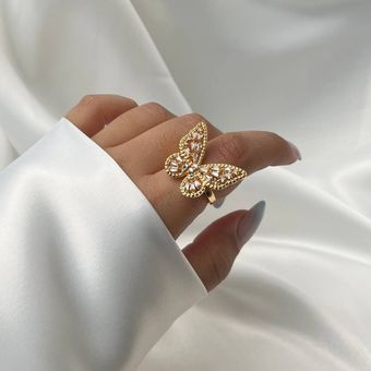 انگشتر پروانه طلایی