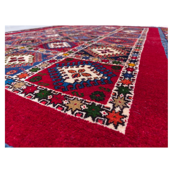 فرش دستباف سایز قالیچه سه متری (تمام پشم یلمه طرح دور خلوت زمینه خشتی) کد 6222