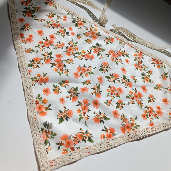 مینی اسکارف سه گوشه گل‌ های نارنجی