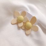 گوشواره گل رنگ کره ای