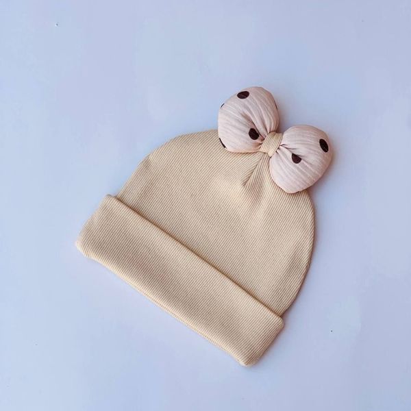 کلاه بچگانه نخی پاییزه