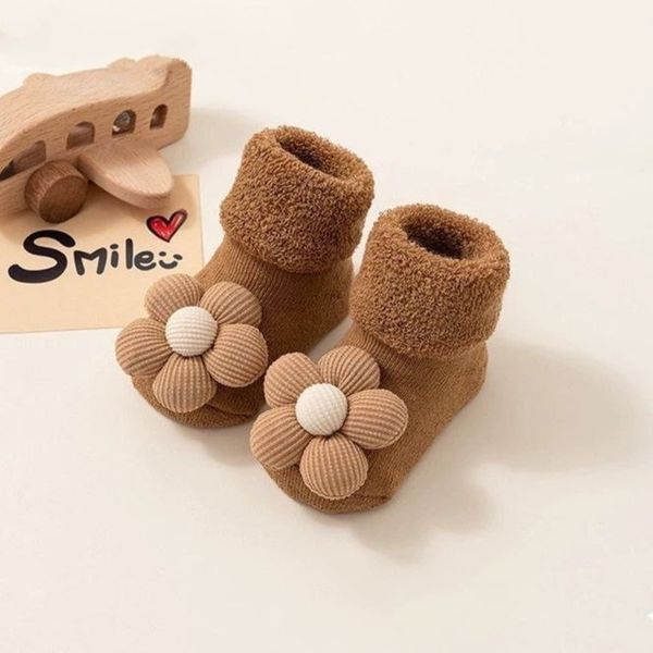 جوراب عروسکی داخل خز