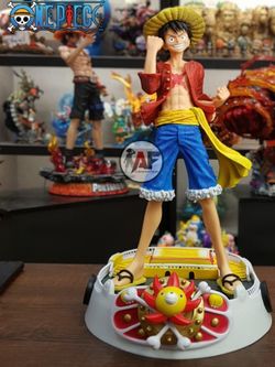 فیگور لوفی روی کشتی سانی