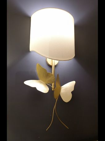 دیوارکوب تک شعله برنجی | مدل پروانه