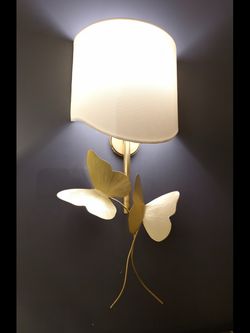 دیوارکوب تک شعله برنجی | مدل پروانه