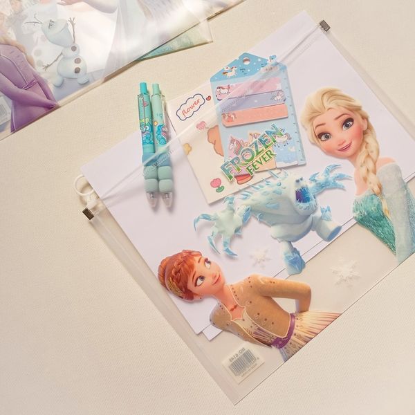 پوشه زیپ‌دار طرح السا و آنا