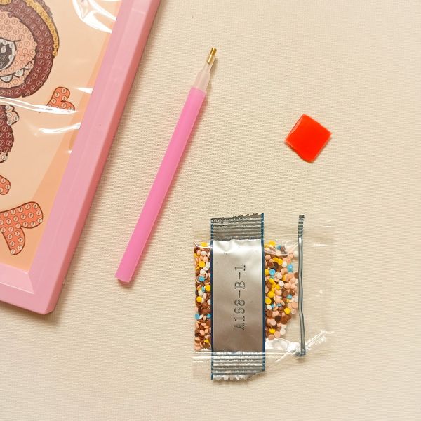 نقاشی الماسی قابدار لبوبو کد 1008