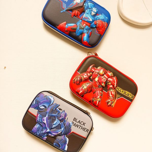 جامدادی تبلتی طرح ربات های غولآسا