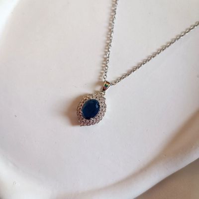 گردنبند ویکتوریا آبی درباری نگین آبی