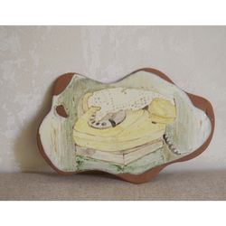 دیوار کوب سفالی طرح تلفن قدیمی