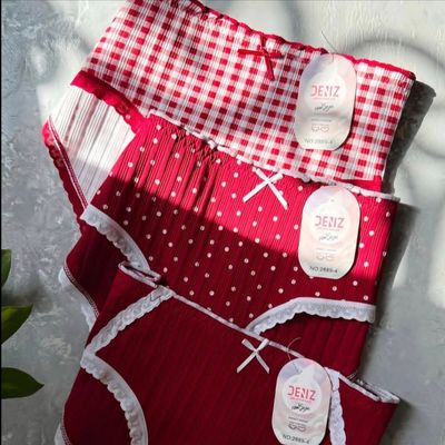 شورت عروسکی مدل نایومی