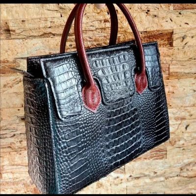 کیف دستی کروز زنانه چرم طبیعی دست دوز