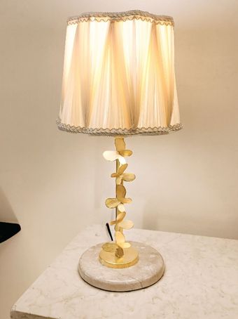 آباژور ستونی پروانه مینیمال