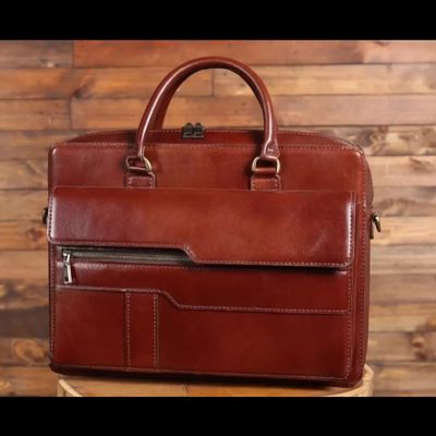 کیف دیپلمات