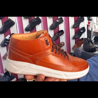 کفش اسپورت تمام چرمی ونیز کیفیت درجه 1 با زیره پی یو