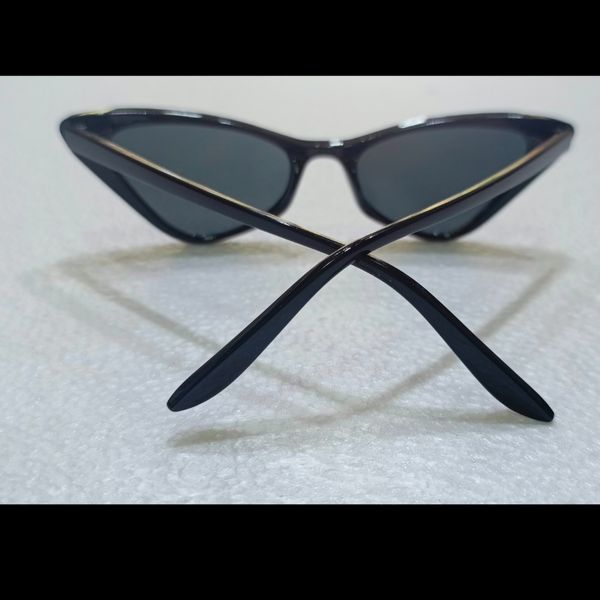 عینک آفتابی زنانه مدل L10200