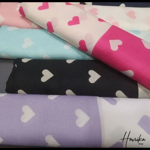 شال زنانه طرح قلبی