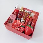 پک توت فرنگی، هدیه تولد روز دختر