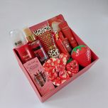 پک توت فرنگی، هدیه تولد روز دختر