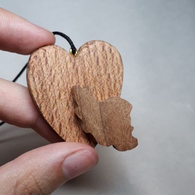 گردنبند چوبی قلبم ایران