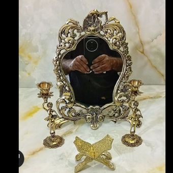 آینه شمعدان برنزی هفت سین مدل گل دار به همراه رحل
