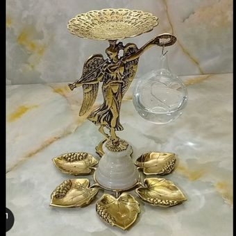 هفت سین برنزی مدل برگ انگوری دختر ویولن زن پایه سنگ سفید با تنگ