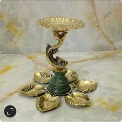 هفت سین برنزی مدل برگ انگوری ستون ماهی پایه سنگ سبز
