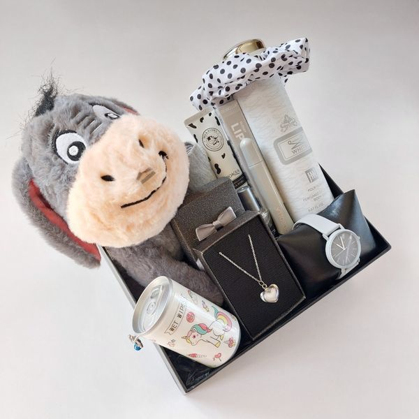 کادو تولد دخترانه، هدیه روز دختر، کادوی شیک دخترانه