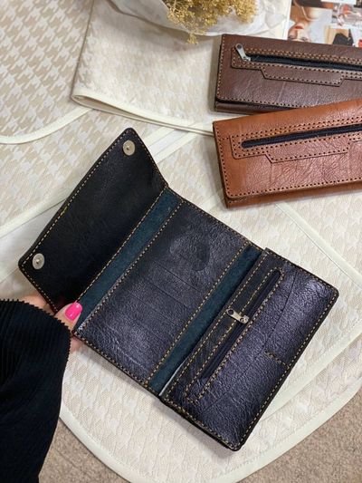 کیف پول و موبایل چرمی دست‌دوز سه لت جلو‌ زیپ