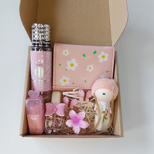 کادوی روز دختر، پک هدیه صورتی
